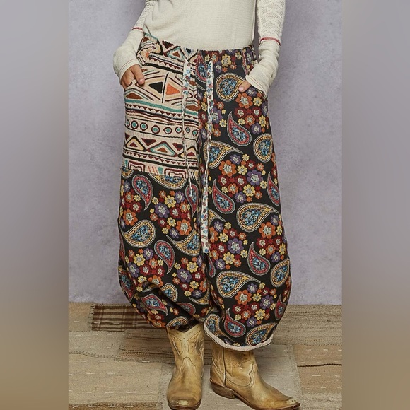 POL Multicolor Paisley Aztec Patterned Joggers - Picture 1 of 4